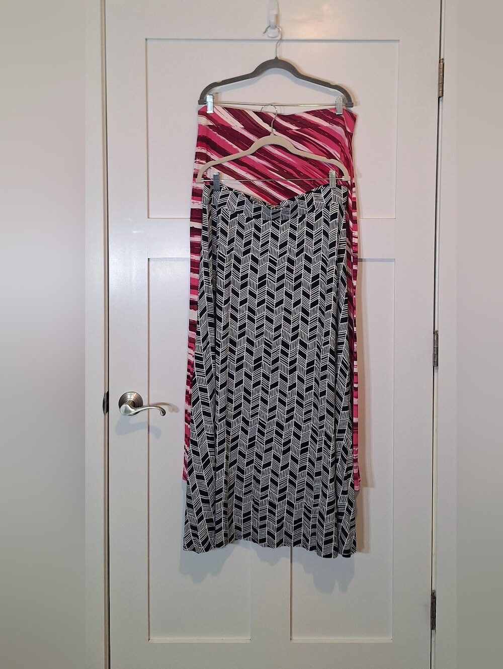 Lane Bryant Maxi Skirts Lot Of 2 Rayon Stretch Black White Pink White Size 18-20